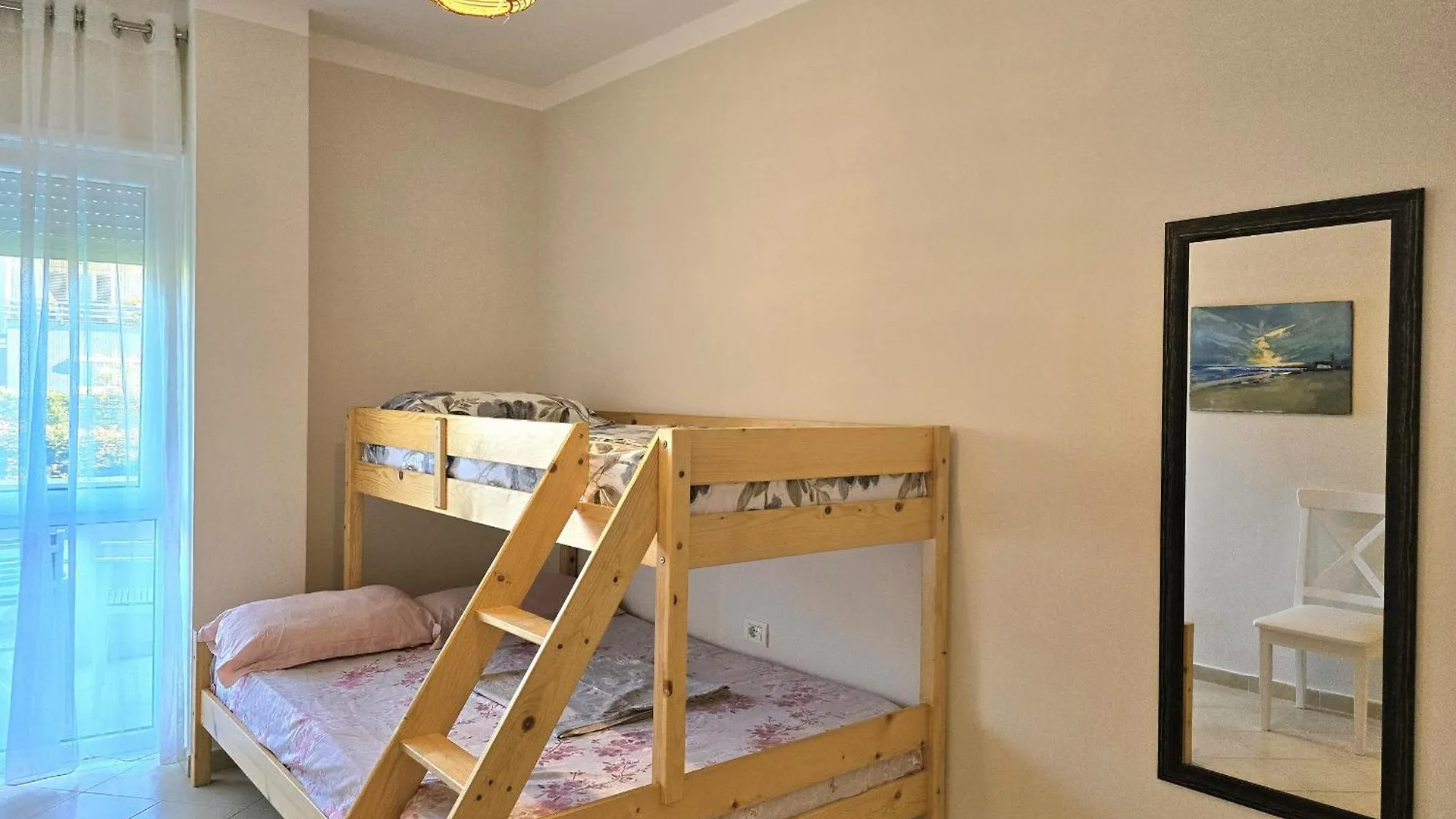 Sunny Beach Apartments - 180 Durres