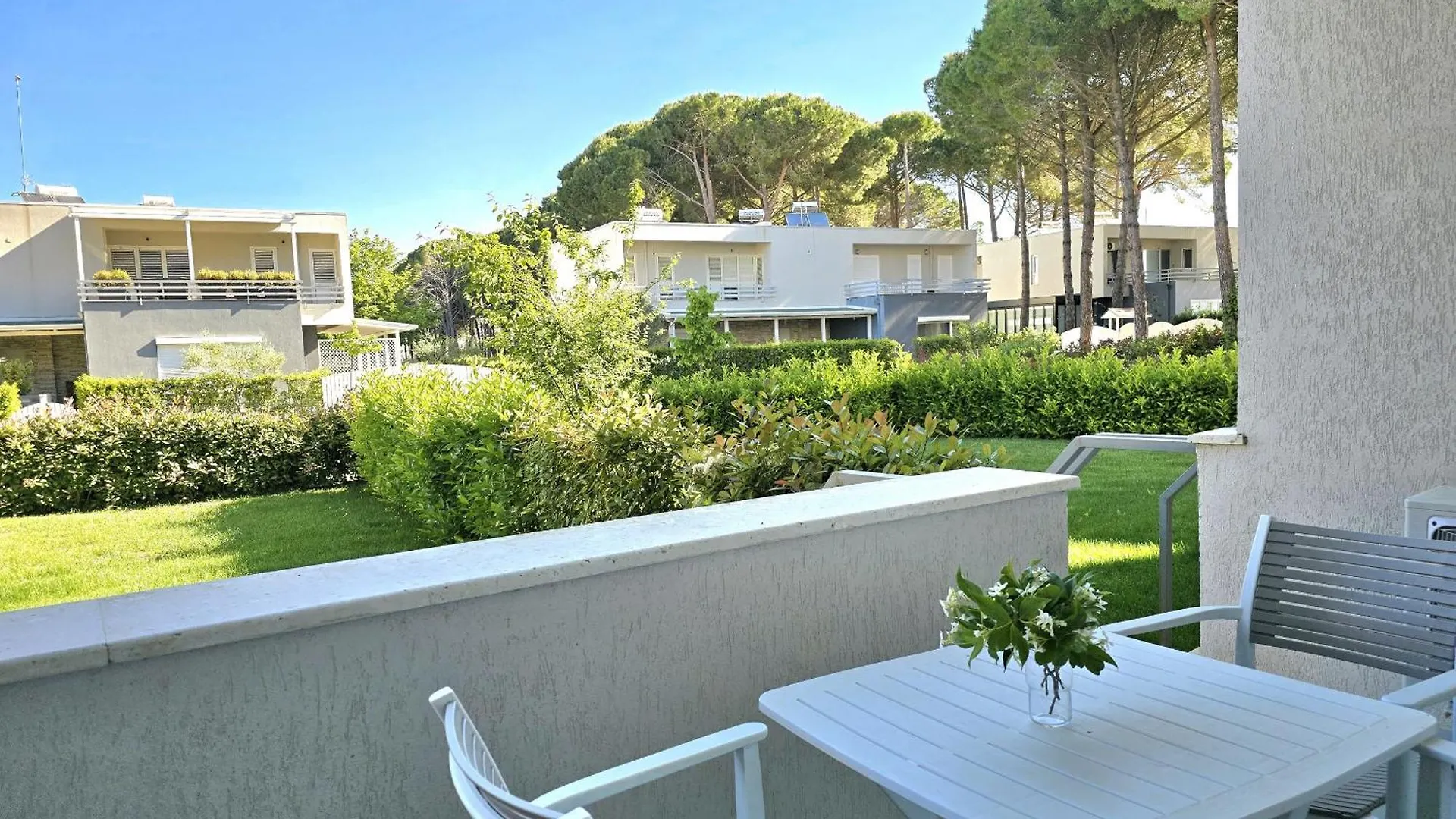 Sunny Beach Apartments - 180 Durres Albania
