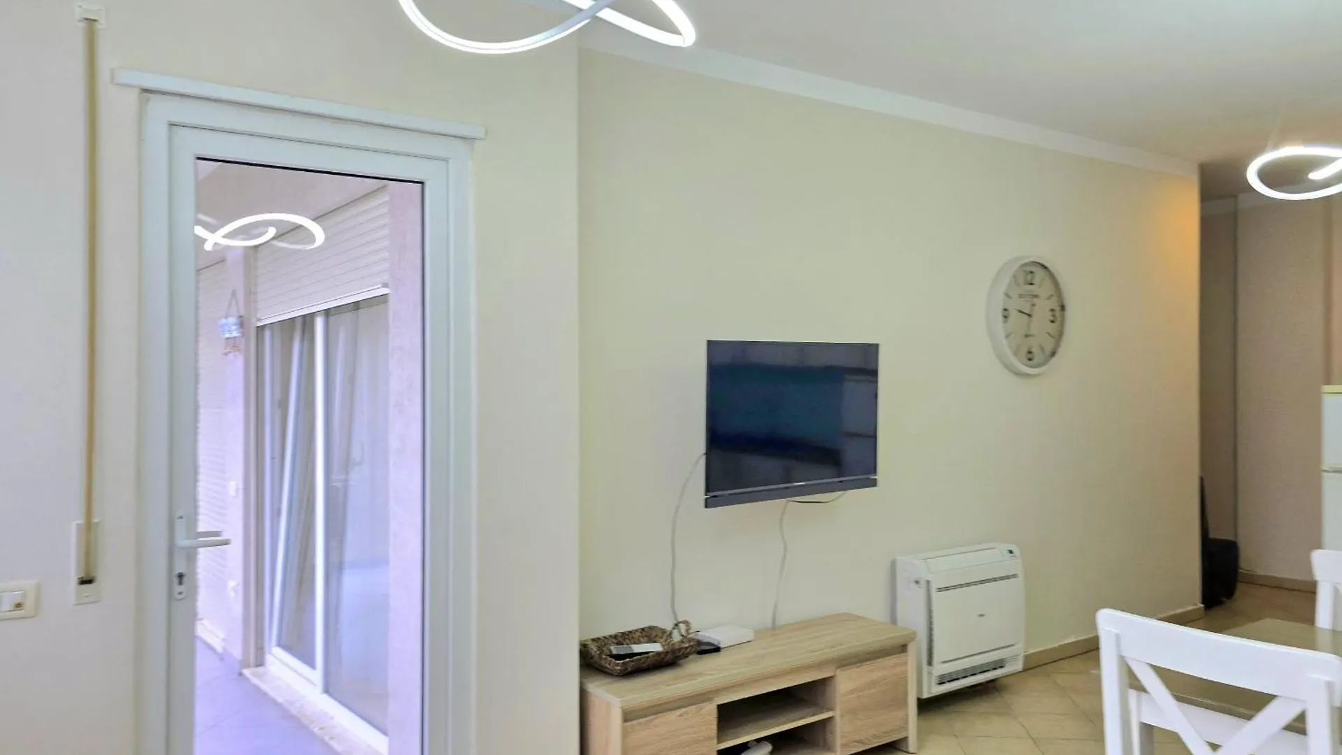 Sunny Beach Apartments - 180 Durres 0*,  Albania
