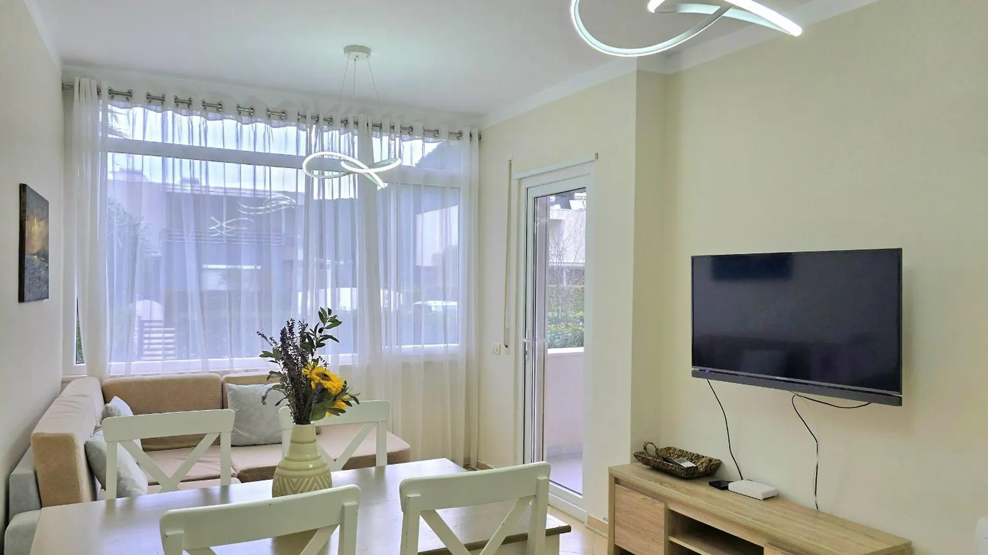 Sunny Beach Apartments - 180 Durres