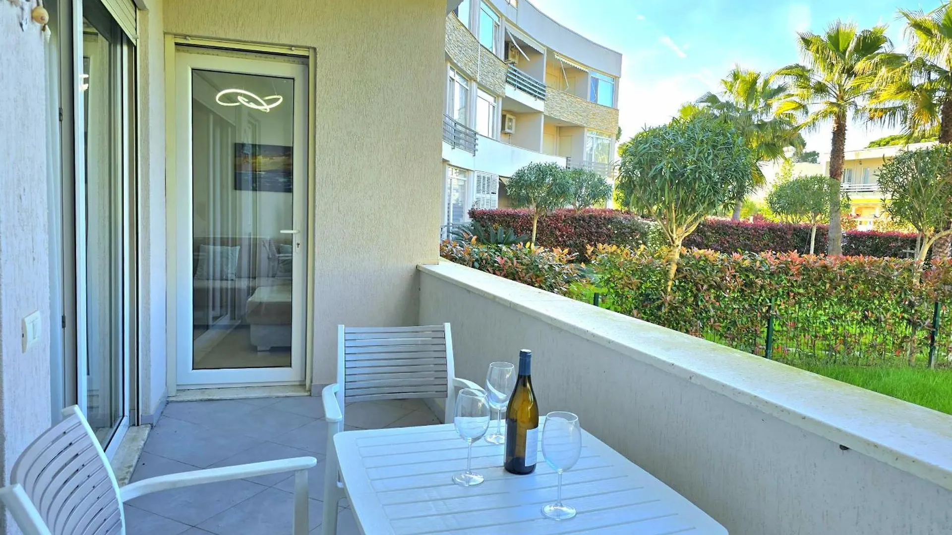 Sunny Beach Apartments - 180 Durres Albania