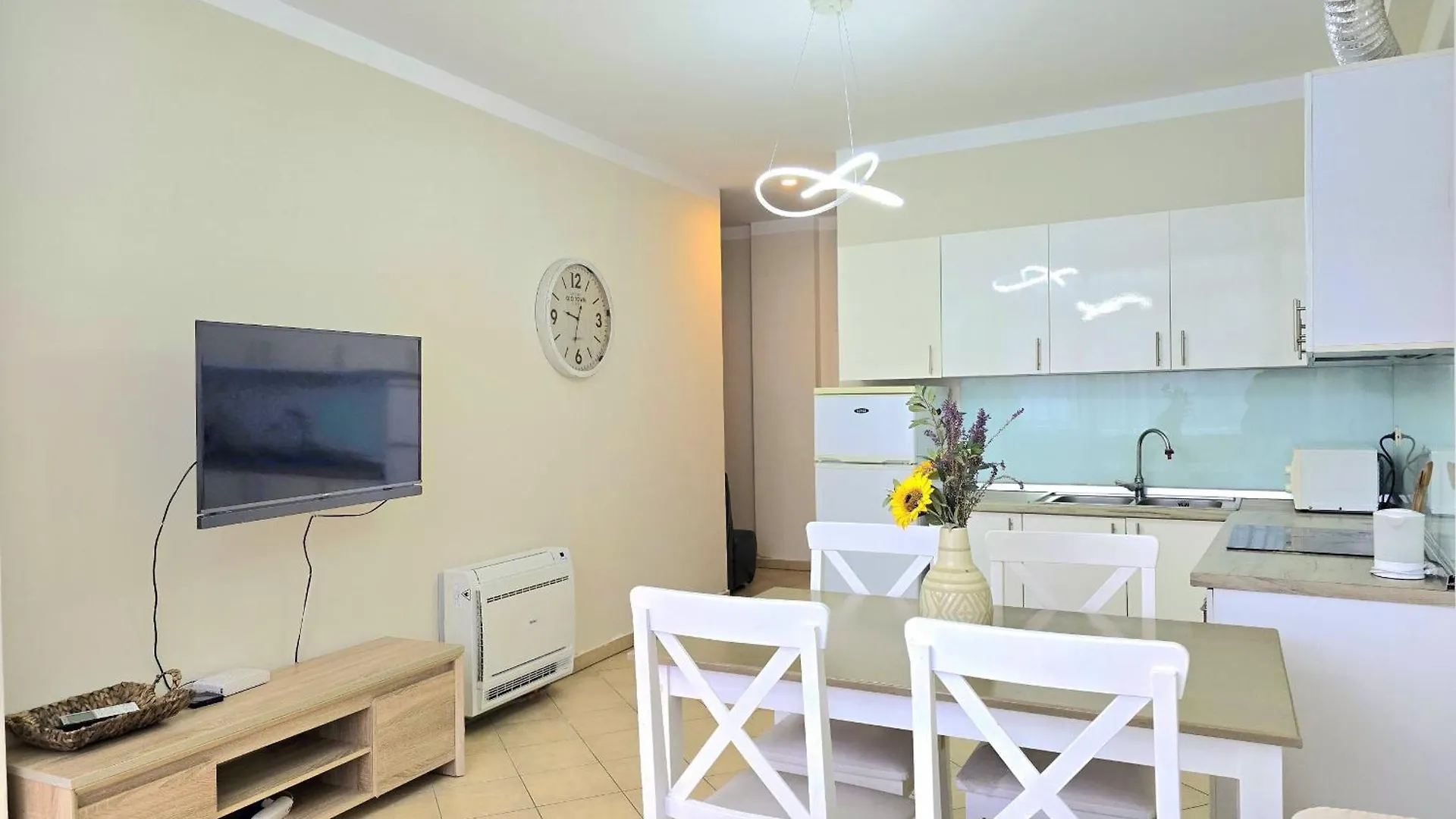 Sunny Beach Apartments - 180 Durres