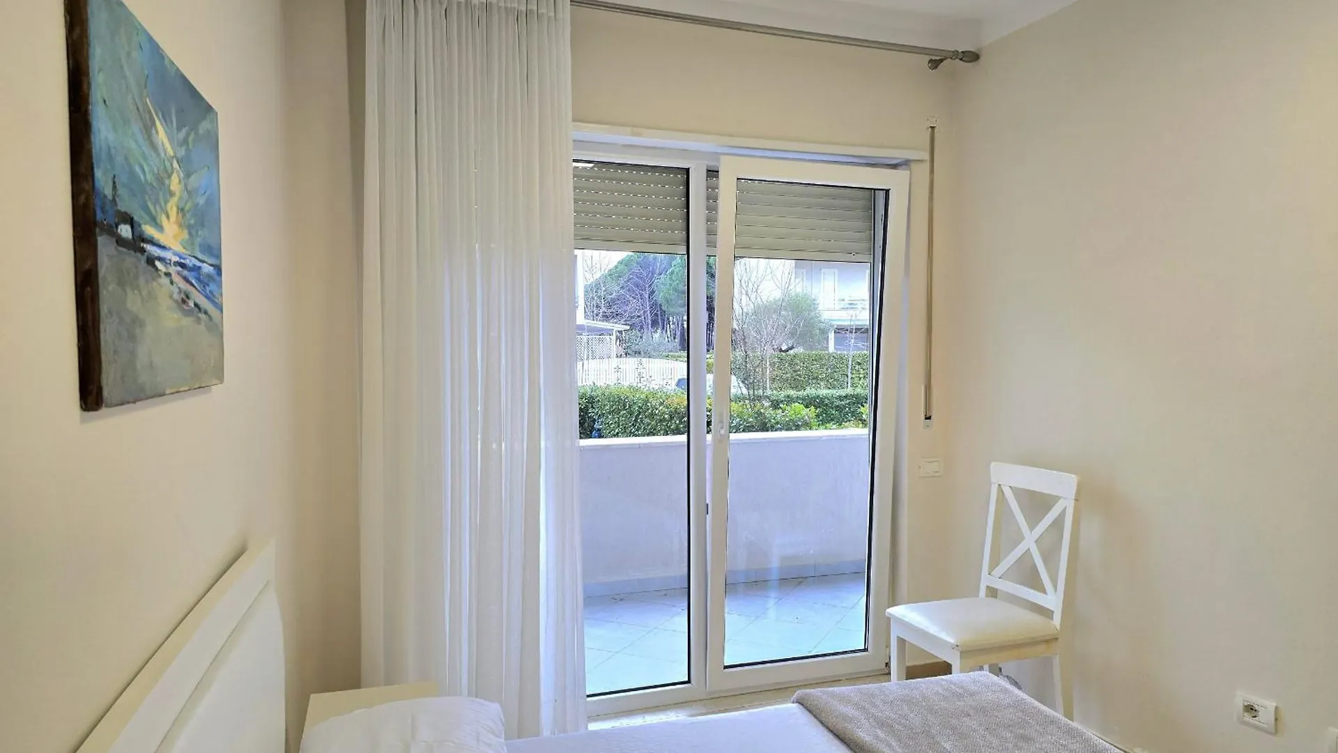 Sunny Beach Apartments - 180 Durres 0*,